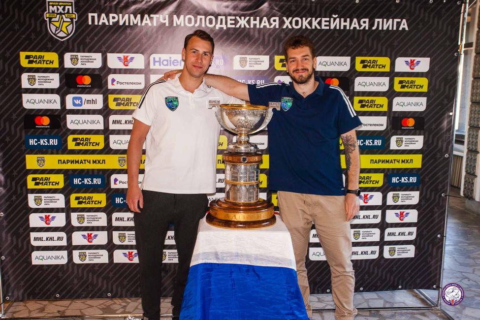 ������ �������-2004. ���������. ����� 2020-21. ���������� 14 �� 294. ���� images/2004_014.jpg